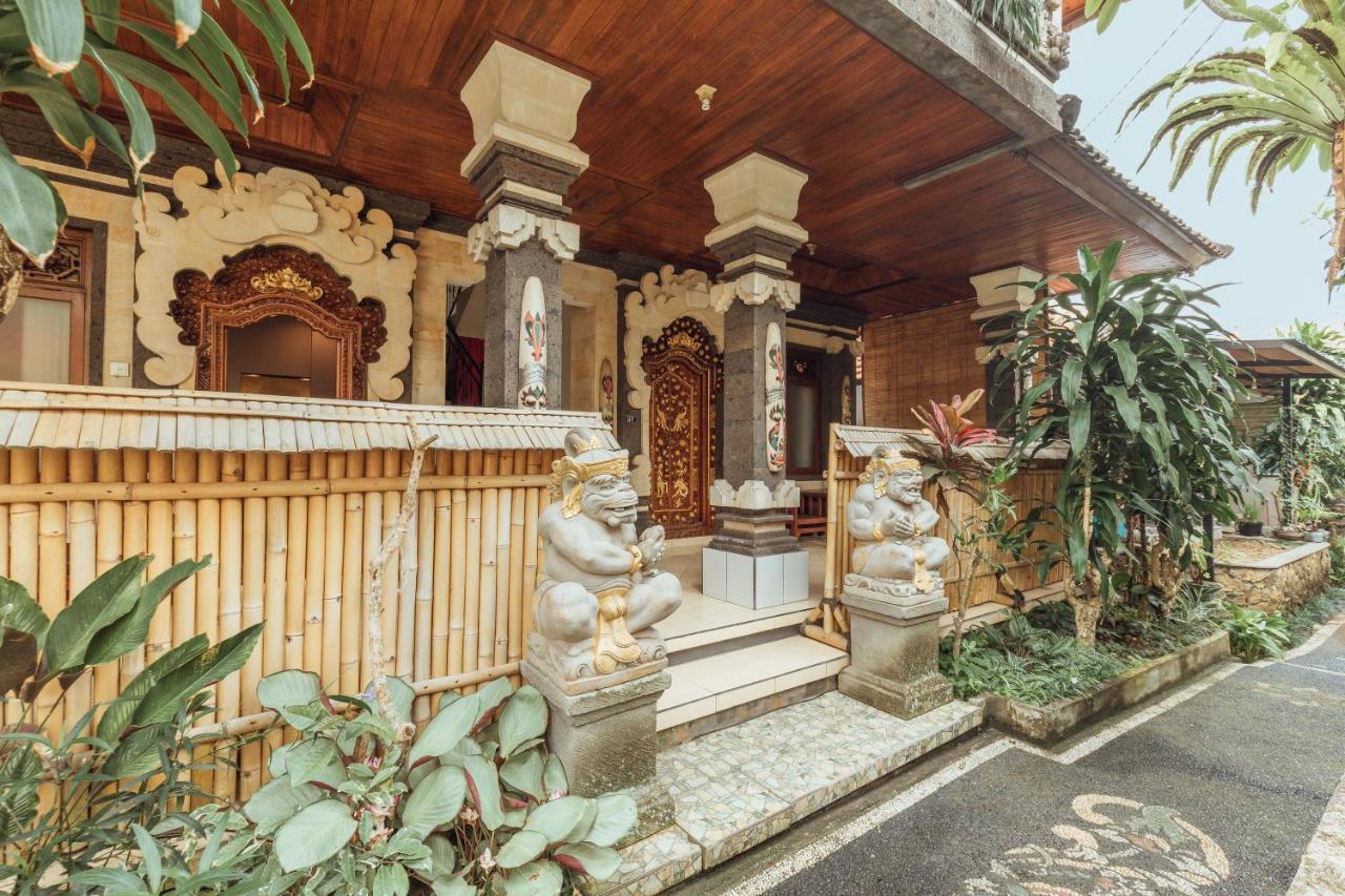 Suarsena Ubud Esterno foto