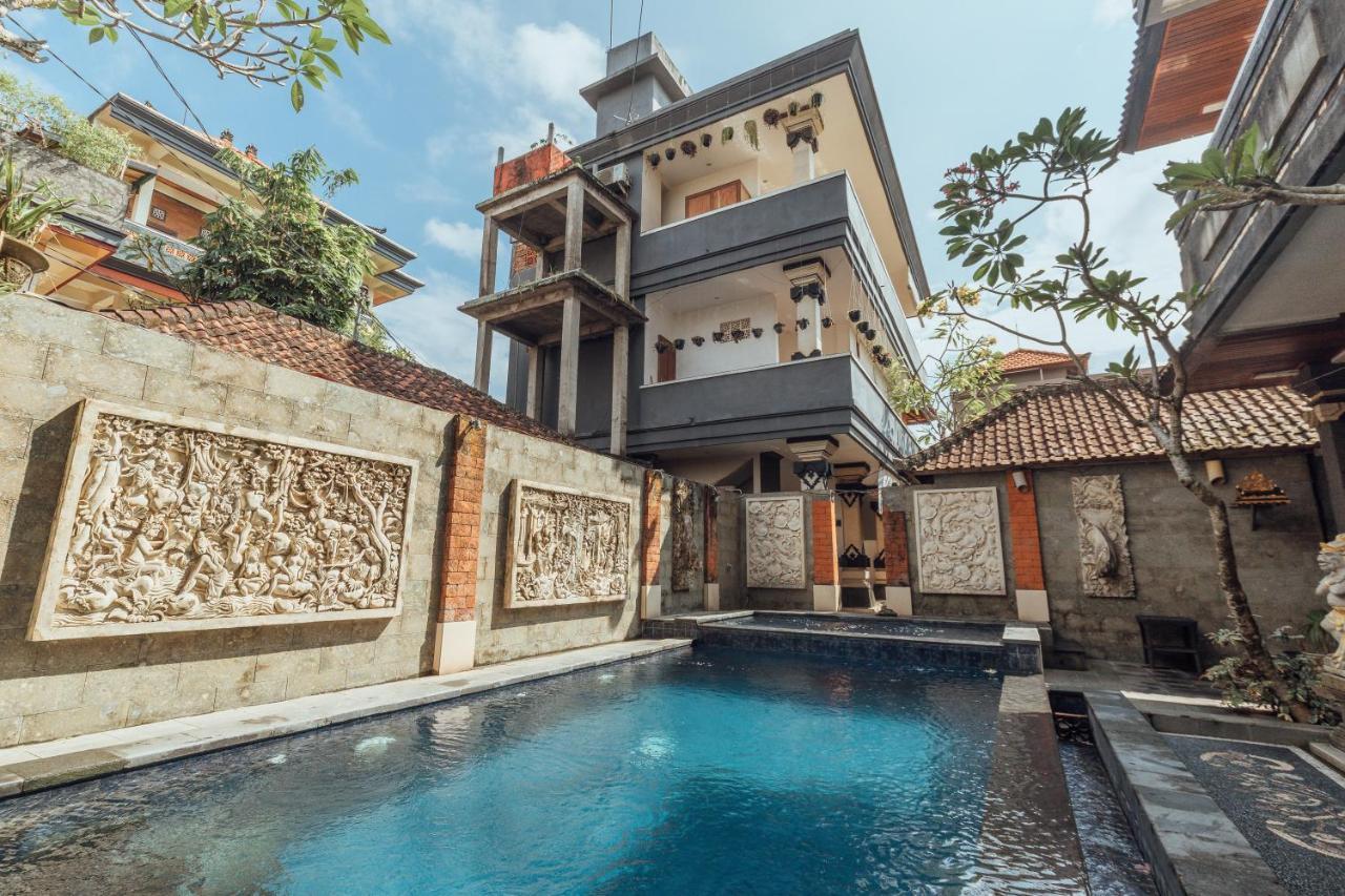 Suarsena Ubud Esterno foto