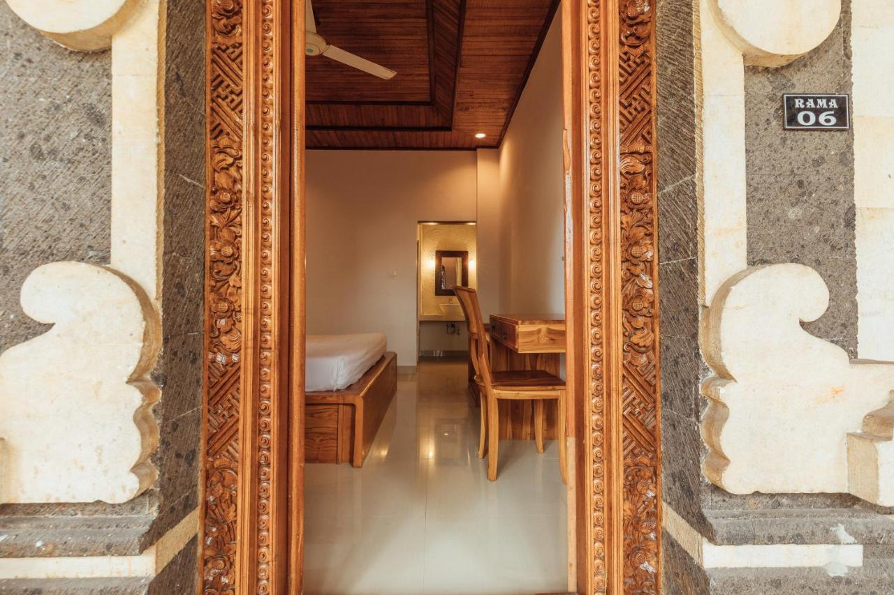 Suarsena Ubud Esterno foto
